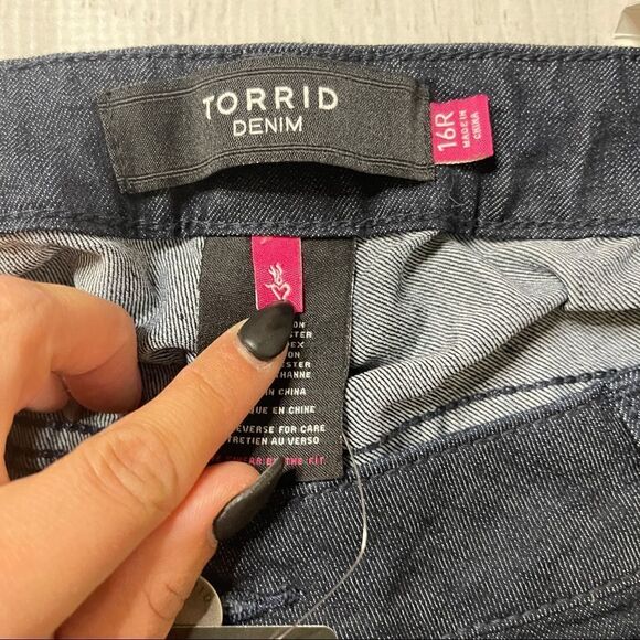 NWT Torrid “Sophia” w/navy rinse Sz 16R - Picture 6 of 11